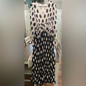 Womens black and off white/cream traverse polkdot pleated dress 1X